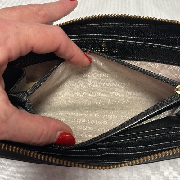 KATE SPADE ♠️ Women’s Wallet, some signs of wear but still life in her. - Picture 8 of 10